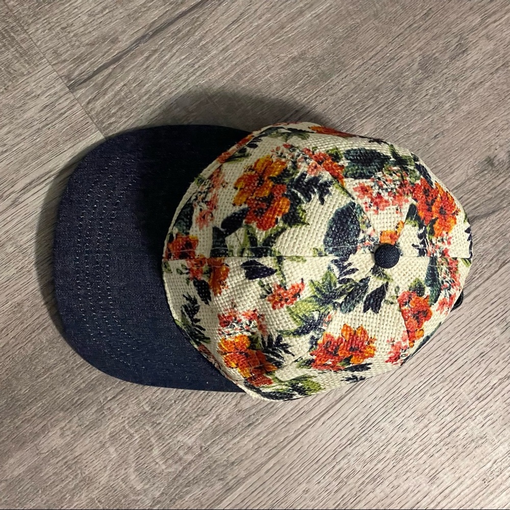 💐Make me an offer💐 AE Floral Ball Cap